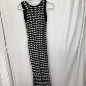 Future collective black and cream